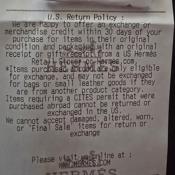 Hermès Pink Card Holder Brand New With Receipt - Picture 4 of 4